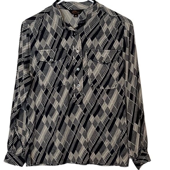 L.L.Bean womens blouse 6P 100% silk black label artsy‎ chest pockets button cuff - Picture 1 of 7
